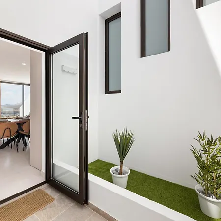 Infinity Views 1 By Escape Villa *